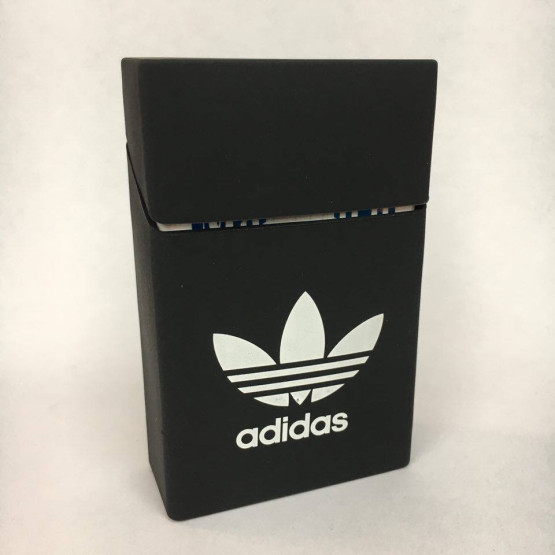ADIDAS ČRN - ETUI ZA CIGARETNE ŠKATLICE
